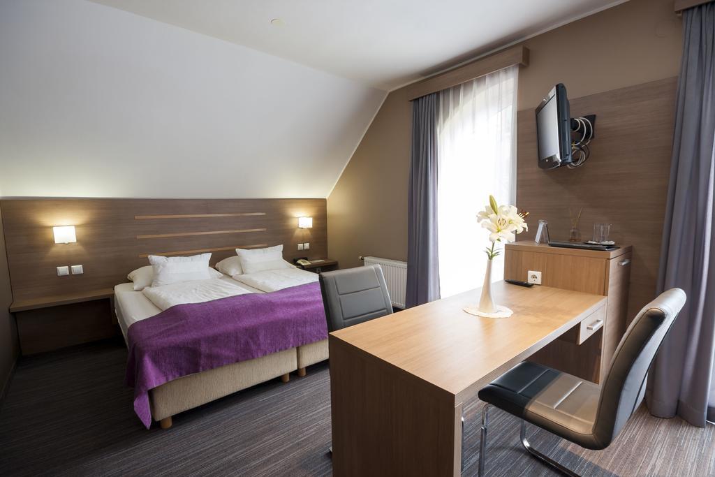 Gostilna In Motel Pri Lesniku Maribor Extérieur photo